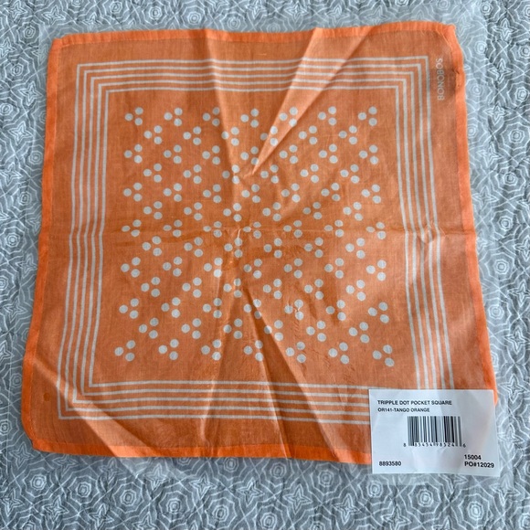 NEW! Bonobos Tripple Dot Pocket Square in Tango Orange 100% Cotton - Picture 2 of 6